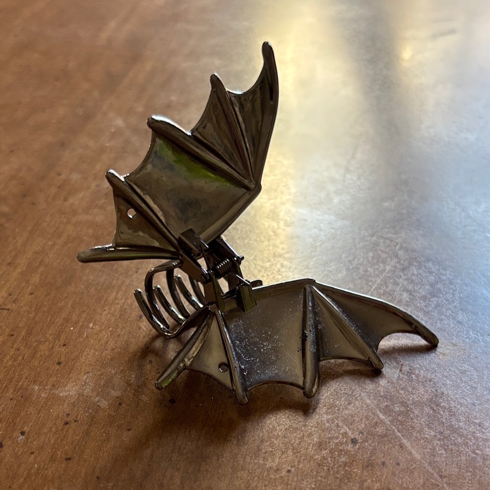 Silver Bat Hair Clip